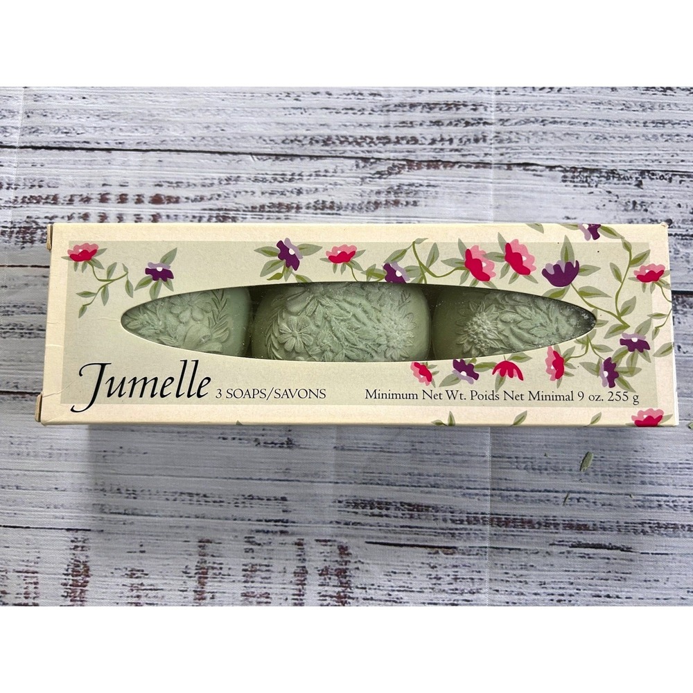 VTG Jumelle Set French Milled Soaps Floral Fragrance Embossed Green Round Bars